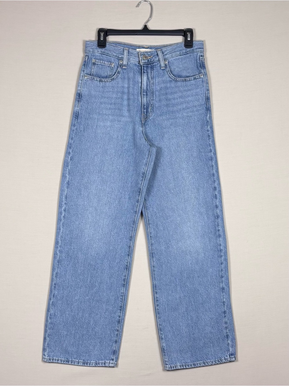 Levi’s High Waisted Straight Jeans W27 Light Wash Relaxed Barrel Leg Denim